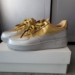 SOLD Nike Air Force 1